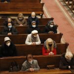 04.04.2021. Kielce. Bazylika katedralna. Msza rezurekcyjna / Jarosław Kubalski / Radio Kielce