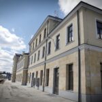 27.04.2021 Skarżysko-Kamienna. Remont dworca PKP / Jarosław Kubalski / Radio Kielce