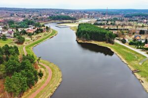 12.04.2021 Bliżyn. Zalew / Jarosław Kubalski / Radio Kielce