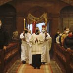 04.04.2021. Kielce. Bazylika katedralna. Msza rezurekcyjna / Jarosław Kubalski / Radio Kielce