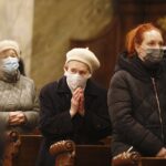 04.04.2021. Kielce. Bazylika katedralna. Msza rezurekcyjna / Jarosław Kubalski / Radio Kielce