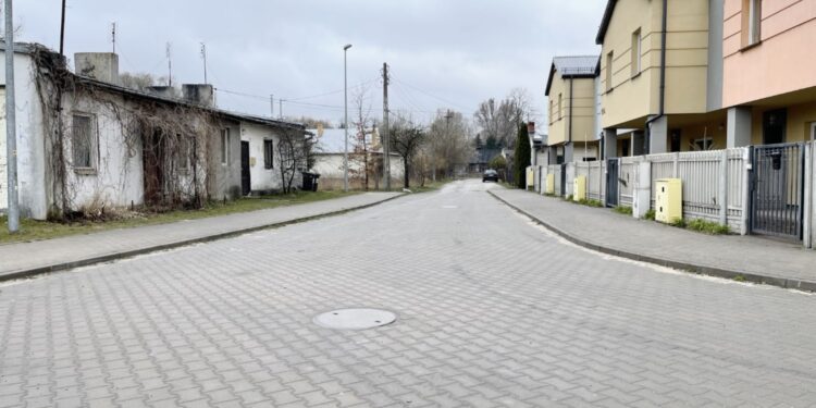 08.04.2021 Kielce. Ulica Hutnicza / Jarosław Kubalski / Radio Kielce