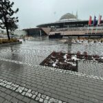 14.04.2021 Kielce. Skwer przed dworcem PKS / Jarosław Kubalski / Radio Kielce