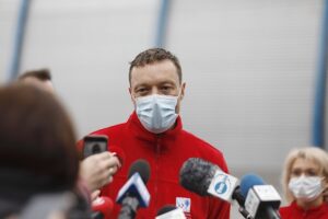 19.02.2021. Kielce. Świętokrzyski Szpital Tymczasowy. Na zdjęciu: Michał Domagała - koordynator oddziału intensywnej terapii Świętokrzyskiego Szpitala Tymczasowego / Jarosław Kubalski / Radio Kielce