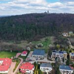 27.04.2021. Kielce. Karczówka. Teren, gdzie mają zostać wybudowane bloki / Jarosław Kubalski / Radio Kielce