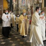 04.04.2021. Sandomierz. Bazylika katedralna. Msza rezurekcyjna.  Na zdjęciu: Krzysztof Nitkiewicz - biskup sandomierski / Grażyna Szlęzak-Wójcik / Radio Kielce