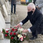 10.04.2021. Starachowice. Obchody 11. rocznicy katastrofy smoleńskiej. Na zdjęciu: poseł Krzysztof Lipiec / Anna Głąb / Radio Kielce