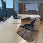 21.04.2021. Ostrowiec Świętokrzyski. Punkt szczepień powszechnych w Centrum Kształcenia Ustawicznego / Anna Głąb / Radio Kielce