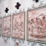 05.04.2021. Czyżowice. Studzienka i kapliczka / Marta Gajda / Radio Kielce