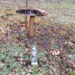 13.03.2021. Pińczów. Obchody 81. rocznicy zbrodni katyńskiej. „Zawięzienie”, czyli pińczowskie miejsce straceń z czasu II wojny światowej / Marta Gajda / Radio Kielce