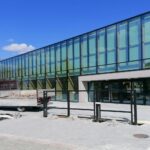 28.04.2021. Busko-Zdrój. Tężnia i dom zdrojowy / Marta Gajda / Radio Kielce