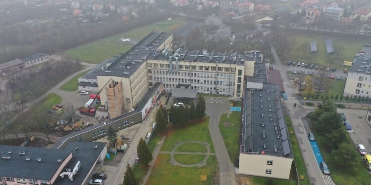 Busko-Zdrój. Szpital powiatowy / Fot. Jarosław Kubalski - Radio Kielce