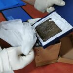 18.04.2021 Skarżysko. Instalacja wystawy „Z ziemi włoskiej do Polski” / Muzeum im. Orła Białego