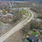 27.04.2021 Skarżysko-Kamienna. Przebudowa alei Józefa Piłsudskiego i wiaduktu nad torami / Jarosław Kubalski / Radio Kielce