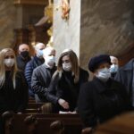 07.04.2021. Kielce. Bazylika katedralna. Pogrzeb Zdzisława Mojeckiego. Msza święta żałobna / Jarosław Kubalski / Radio Kielce