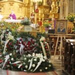 07.04.2021. Kielce. Bazylika katedralna. Pogrzeb Zdzisława Mojeckiego. Msza święta żałobna / Jarosław Kubalski / Radio Kielce