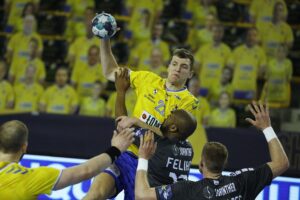 07.04.2021. Kielce. 1/8 finału Ligi Mistrzów: Łomża Vive Kielce - HBC Nantes / Jarosław Kubalski / Radio Kielce