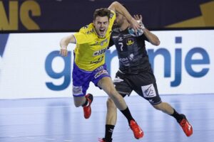 07.04.2021. Kielce. 1/8 finału Ligi Mistrzów: Łomża Vive Kielce - HBC Nantes / Jarosław Kubalski / Radio Kielce