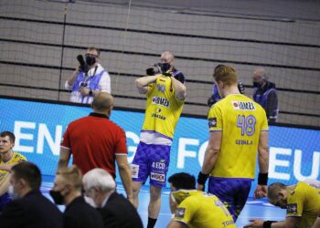 07.04.2021. Kielce. 1/8 finału Ligi Mistrzów: Łomża Vive Kielce - HBC Nantes / Jarosław Kubalski / Radio Kielce