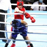 15.04.2021 Kielce. Młodzieżowe Mistrzostwa Świata Kobiet i Mężczyzn w Boksie. Walka: Karolina Ampulska - Polska (strój czerwony) i Maria Jose Martinez Henao - Kolumbia / Jarosław Kubalski / Radio Kielce