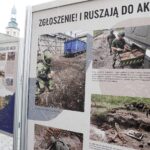 16.04.2021 Kielce. Wzgórze Zamkowe. Otwarcie wystawy "Ryzyko na co dzień - Saperzy z CPdMZ" / Jarosław Kubalski / Radio Kielce