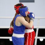 16.04.2021 Kielce. Młodzieżowe Mistrzostwa Świata Kobiet i Mężczyzn w Boksie. Walka: Jakub Domurad, Polska (niebieski strój) - Fernando Arzola Lopez, Kuba / Jarosław Kubalski / Radio Kielce