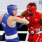 16.04.2021 Kielce. Młodzieżowe Mistrzostwa Świata Kobiet i Mężczyzn w Boksie. Walka: Jakub Domurad, Polska (niebieski strój) - Fernando Arzola Lopez, Kuba / Jarosław Kubalski / Radio Kielce