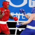 16.04.2021 Kielce. Młodzieżowe Mistrzostwa Świata Kobiet i Mężczyzn w Boksie. Walka: Jakub Domurad, Polska (niebieski strój) - Fernando Arzola Lopez, Kuba / Jarosław Kubalski / Radio Kielce