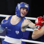 17.04.2021 Kielce. Młodzieżowe Mistrzostwa Świata Kobiet i Mężczyzn w Boksie. Walka:Oliwier Zamojski ( Polska, niebieski strój) - Ankit Narwal ( Indie) / Jarosław Kubalski / Radio Kielce