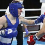 17.04.2021 Kielce. Młodzieżowe Mistrzostwa Świata Kobiet i Mężczyzn w Boksie. Walka:Oliwier Zamojski ( Polska, niebieski strój) - Ankit Narwal ( Indie) / Jarosław Kubalski / Radio Kielce