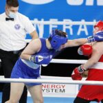 18.04.2021 Kielce. Młodzieżowe Mistrzostwa Świata Kobiet i Mężczyzn w Boksie. Walka:Oliwia Toborek ( Polska, strój niebieski) - Tatiana Bogdanowa ( Rosja ) / Jarosław Kubalski / Radio Kielce