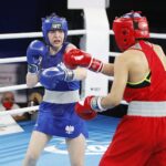 19.04.2021 Kielce. Młodzieżowe Mistrzostwa Świata Kobiet i Mężczyzn w Boksie. Walka: Dominika Karolina Ampulska ( Polska, niebieski strój) - Aishagul Yeleubayeva ( Kazachstan ) / Jarosław Kubalski / Radio Kielce