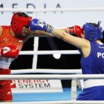 20.04.2021 Kielce. Młodzieżowe Mistrzostwa Świata Kobiet i Mężczyzn w Boksie. Walka: Daria Parada ( Polska, strój niebieski ) - Chan Sanamacha Thokchom ( Indie ) / Jarosław Kubalski / Radio Kielce