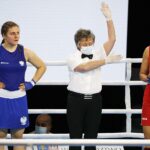 20.04.2021 Kielce. Młodzieżowe Mistrzostwa Świata Kobiet i Mężczyzn w Boksie. Walka: Daria Parada ( Polska, strój niebieski ) - Chan Sanamacha Thokchom ( Indie ) / Jarosław Kubalski / Radio Kielce