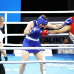 20.04.2021 Kielce. Młodzieżowe Mistrzostwa Świata Kobiet i Mężczyzn w Boksie. Walka: Oliwia Toborek ( Polska, strój niebieski ) - Tarannu Alfiya Pathan ( Indie ) / Jarosław Kubalski / Radio Kielce