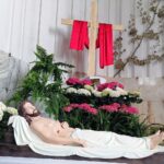 02.04.2021. Groby pańskie w Świętokrzyskiem. Kościół Matki Bożej Częstochowskiej w Skorczowie / Marta Gajda / Radio Kielce