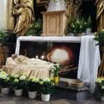 02.04.2021. Groby pańskie w Świętokrzyskiem. Kościół pw. św. Jana Chrzciciela w Skalbmierzu / Marta Gajda / Radio Kielce