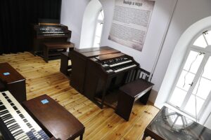 21.04.2021. Kielce. Muzeum Laurensa Hammonda / Jarosław Kubalski / Radio Kielce