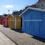 02.04.2021 Ostrowiec Świętokrzyski. Pierwsze wiosenne nasadzenia / Emilia Sitarska / Radio Kielce