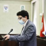 29.01.2021 Kielce. Nadzwyczajna sesja rady miasta w sprawie Młodzieżowego Ośrodka Wychowawczego. Radny Marcin Stępniewski / Jarosław Kubalski / Radio Kielce