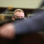 29.01.2021 Kielce. Nadzwyczajna sesja rady miasta w sprawie Młodzieżowego Ośrodka Wychowawczego> Radny Wiesław Koza / Jarosław Kubalski / Radio Kielce