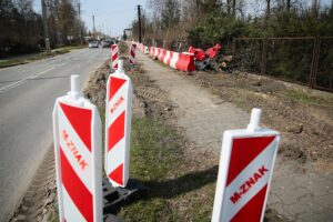 09.04.2021. Skarżysko-Kamienna. Wiadukt nad torami / Wiktor Taszłow / Radio Kielce