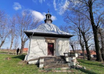 05.04.2021. Skorczów. Kaplica Bożego Narodzenia / Marta Gajda / Radio Kielce