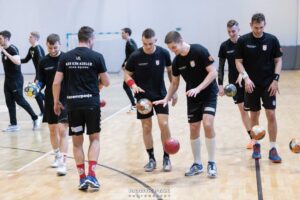 29.04.2021. Kielce. Wspólny trening Łomży Vive Kielce i AZS UJK Kielce / kielcehandball.pl