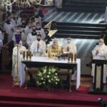 01.04.2021 Sandomierz. Msza krzyżma po przewodnictwem biskupa Krzysztofa Nitkiewicza / Ksiądz Wojciech Kania