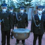 04.04.2021. Wszechświęte. Taraban na mszy rezurekcyjnej / Emilia Sitarska / Radio Kielce