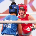 22.04.2021. Kielce. Młodzieżowe Mistrzostwa Świata Kobiet i Mężczyzn w Boksie. Finał wagi muszej (48 kg): Natalia Kuczewska (Polska, czerwony strój) vs. Gitika (Indie, niebieski strój) / Wiktor Taszlow / Radio Kielce