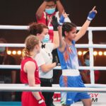 22.04.2021. Kielce. Młodzieżowe Mistrzostwa Świata Kobiet i Mężczyzn w Boksie. Finał wagi muszej (48 kg): Natalia Kuczewska (Polska, czerwony strój) vs. Gitika (Indie, niebieski strój) / Wiktor Taszlow / Radio Kielce