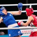 22.04.2021. Kielce. Młodzieżowe Mistrzostwa Świata Kobiet i Mężczyzn w Boksie. Finał wagi półśredniej (69 kg): Barbara Marcinkowska (Polska, niebieski strój) - Arundhati Choudhary (Indie, czerwony strój) / Wiktor Taszłow / Radio Kielce