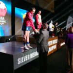 22.04.2021. Kielce. Młodzieżowe Mistrzostwa Świata Kobiet i Mężczyzn w Boksie. Dekoracja zawodniczek w kategorii półśredniej (69 kg). Na zdjęciu (z lewej): Barbara Marcinkowska / Wiktor Taszłow / Radio Kielce